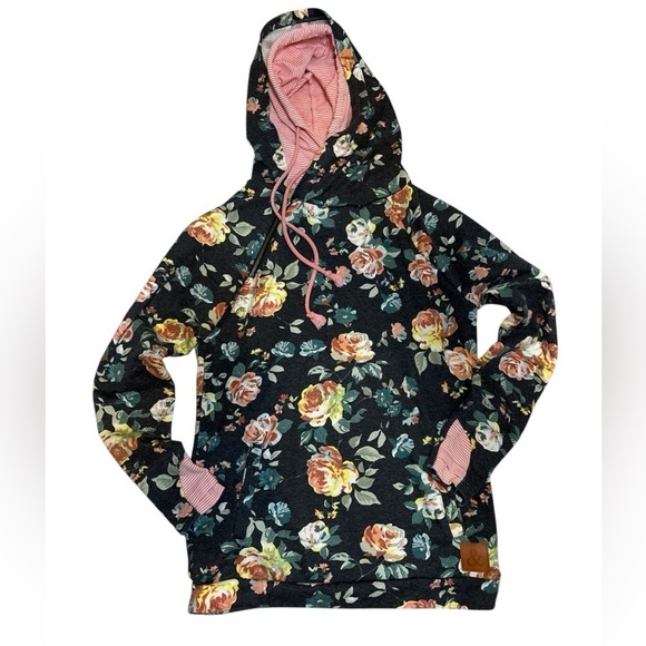 AMPERSAND AVE Tops - Floral Hoodie w/pockets. Ampersand Avenue W’s Med. reversible fabric